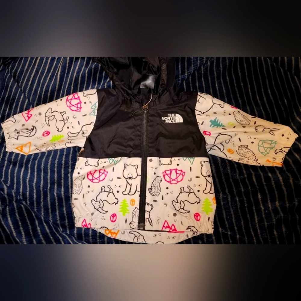 Infant North Face Zipline Rain Jacket Size 0-3 Months.